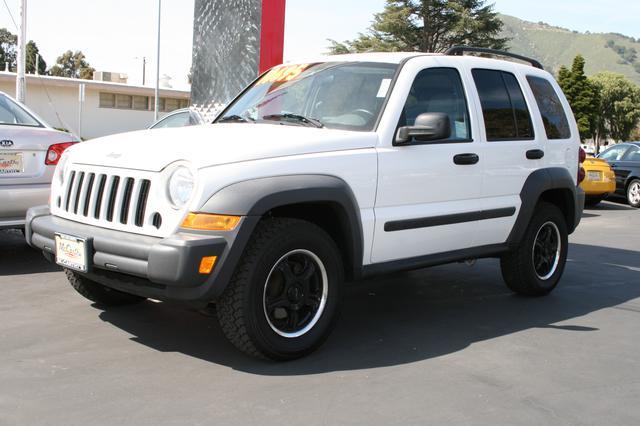 2007 Jeep Liberty 2 Dr SC2 Coupe