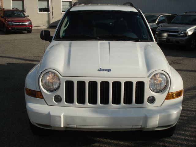 2007 Jeep Liberty Elk Conversion Van