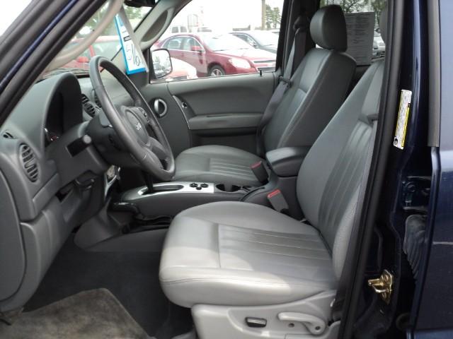 2007 Jeep Liberty SLT 25