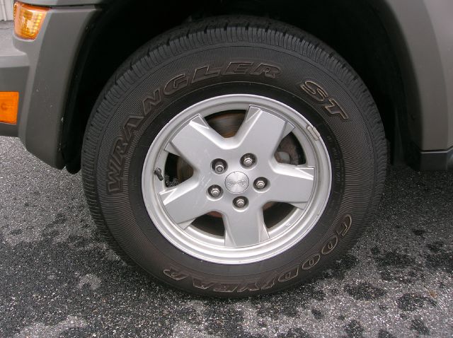 2007 Jeep Liberty Elk Conversion Van