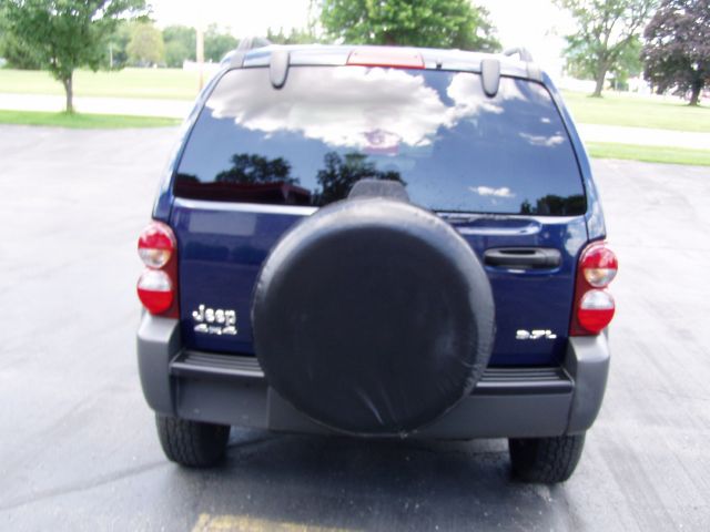 2007 Jeep Liberty Elk Conversion Van