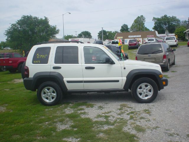 2007 Jeep Liberty Elk Conversion Van