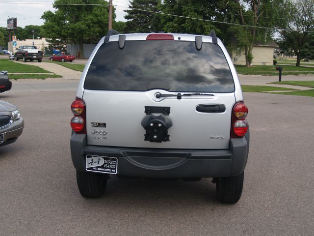 2007 Jeep Liberty Elk Conversion Van