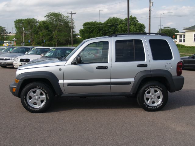 2007 Jeep Liberty Elk Conversion Van