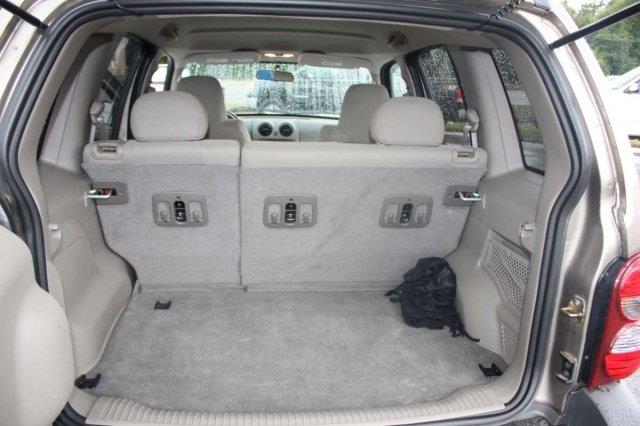 2007 Jeep Liberty Bucket