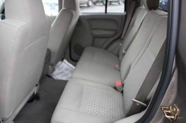 2007 Jeep Liberty Bucket