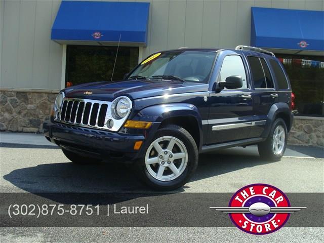 2007 Jeep Liberty 2WD Crew Cab SWB S