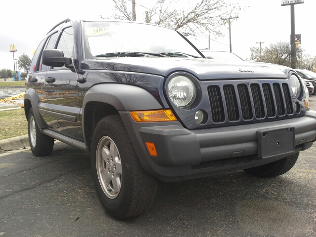 2007 Jeep Liberty Elk Conversion Van