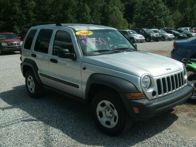 2007 Jeep Liberty Elk Conversion Van