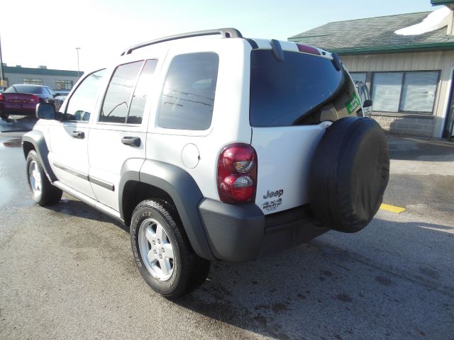 2007 Jeep Liberty Elk Conversion Van