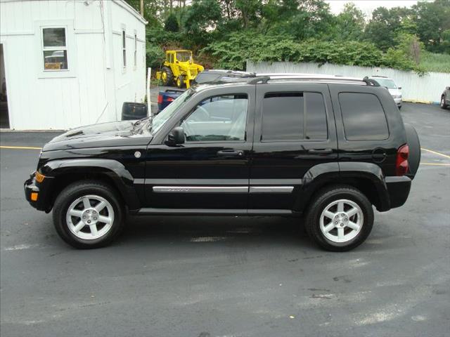 2007 Jeep Liberty SLT 25