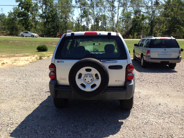 2007 Jeep Liberty Extended Cab V8 LT W/1lt
