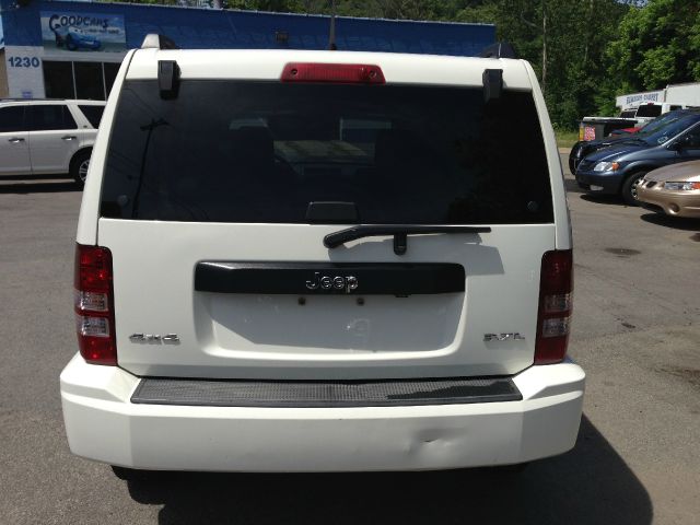 2008 Jeep Liberty Elk Conversion Van