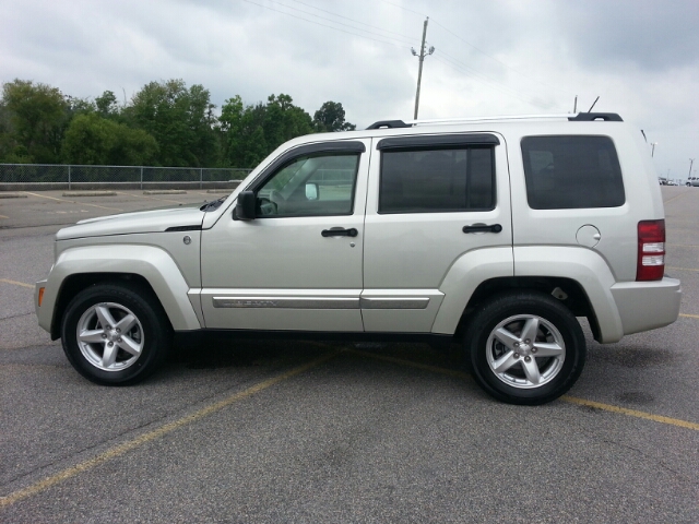 2008 Jeep Liberty SLT 25