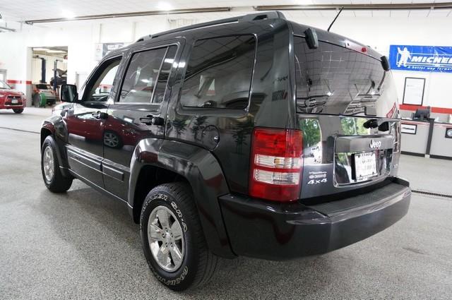 2008 Jeep Liberty LX - 2006.5 4D Sedan