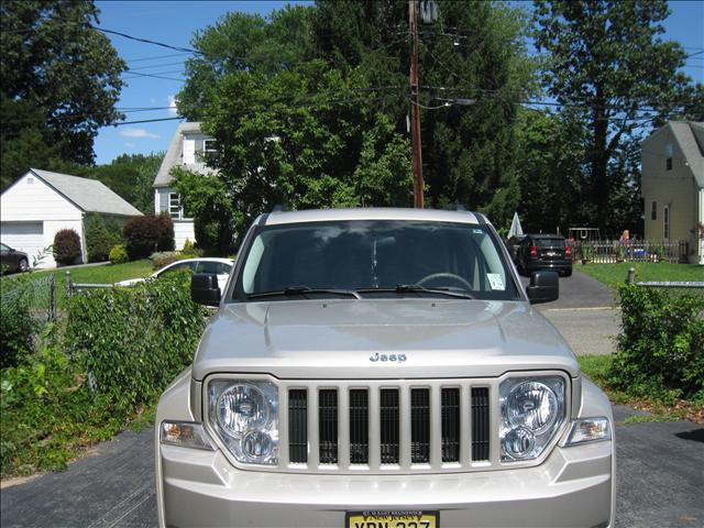 2008 Jeep Liberty Unknown