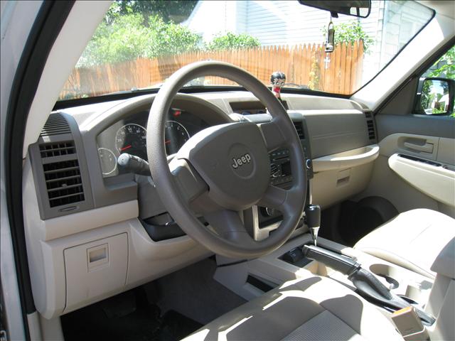 2008 Jeep Liberty Unknown