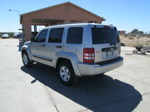 2009 Jeep Liberty Extended Cab V8 LT W/1lt