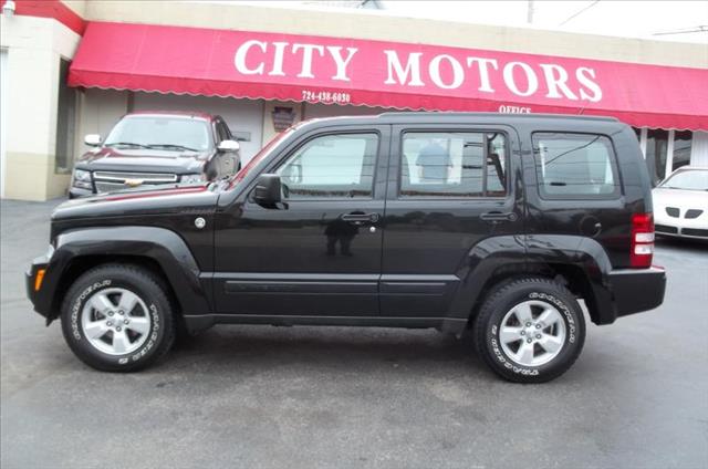 2009 Jeep Liberty LS Flex Fuel 4x4 This Is One Of Our Best Bargains