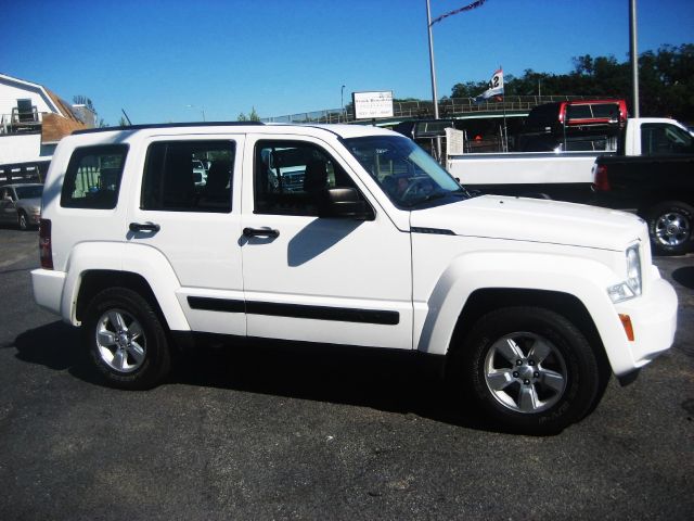 2009 Jeep Liberty Elk Conversion Van