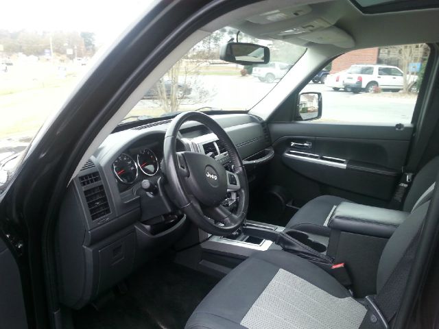 2009 Jeep Liberty Super