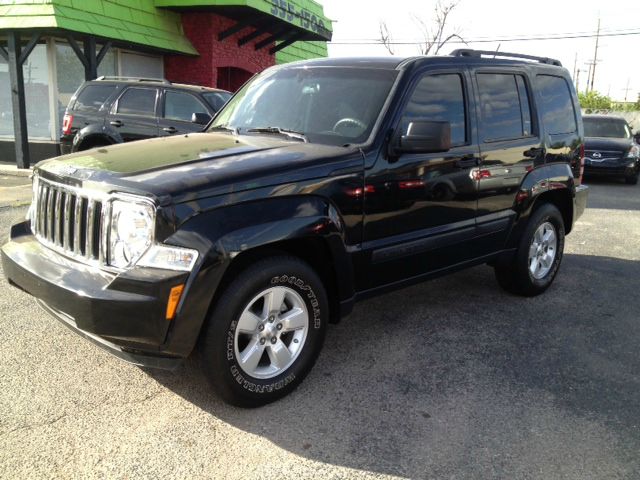 2010 Jeep Liberty Elk Conversion Van