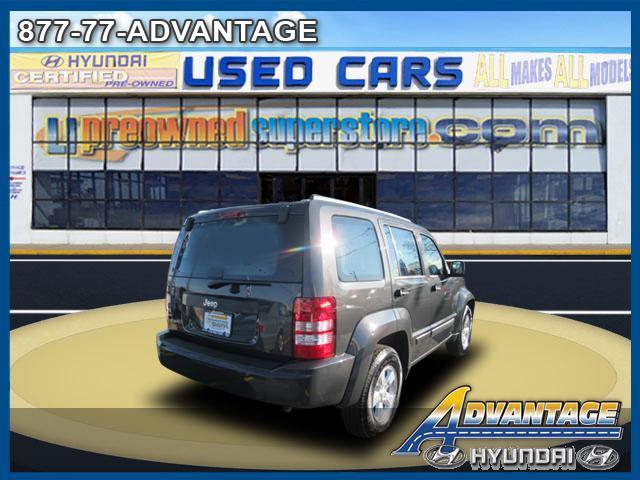 2011 Jeep Liberty 2006.5 EX