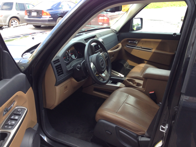 2011 Jeep Liberty LS Flex Fuel 4x4 This Is One Of Our Best Bargains