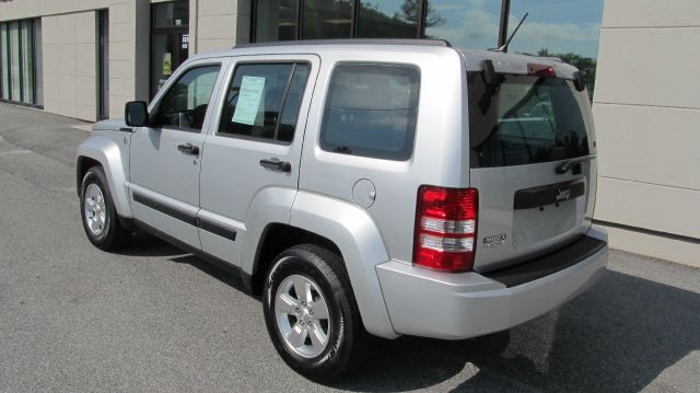 2012 Jeep Liberty LS Flex Fuel 4x4 This Is One Of Our Best Bargains