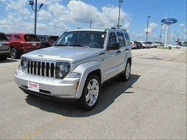 2012 Jeep Liberty 69H
