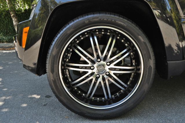 2012 Jeep Liberty Extended Cab V8 LT W/1lt