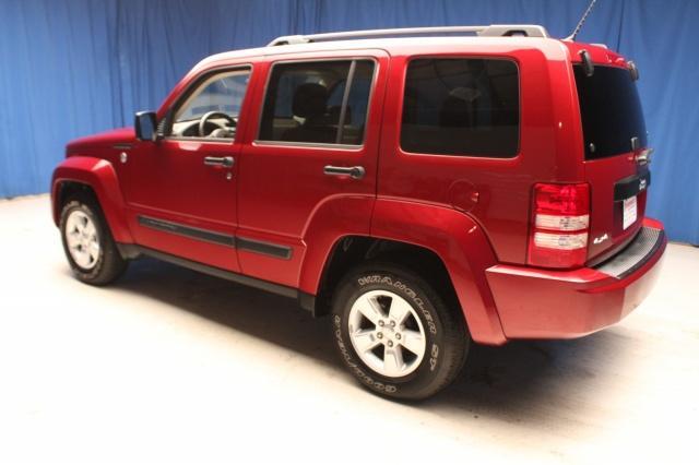 2012 Jeep Liberty 2006.5 EX