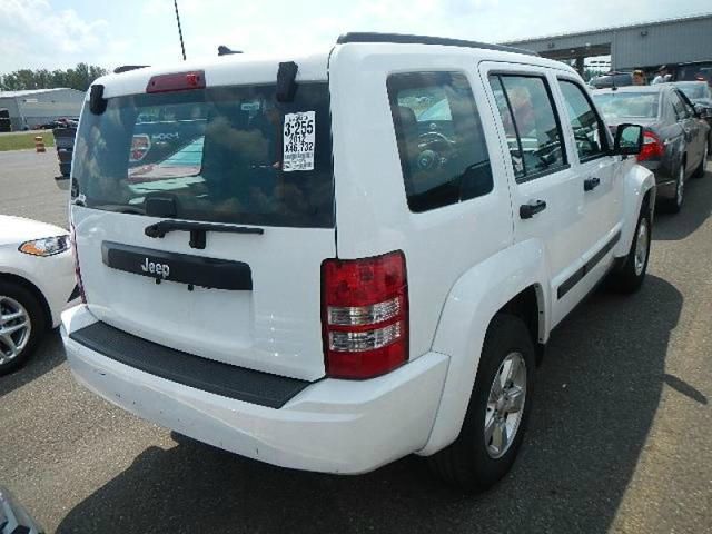 2012 Jeep Liberty Extended Cab V8 LT W/1lt