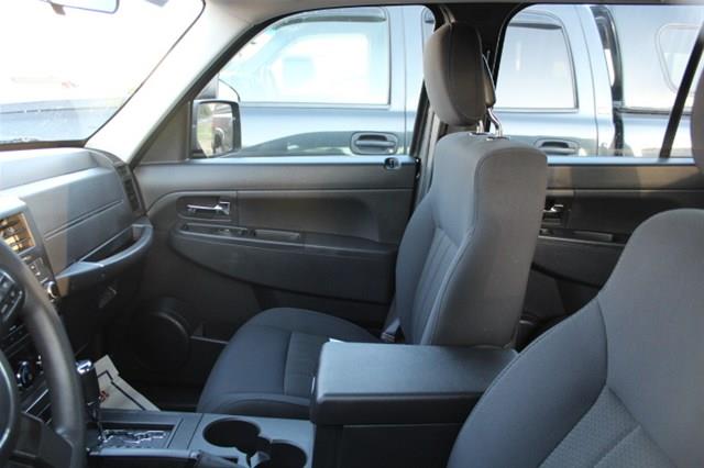 2012 Jeep Liberty Bucket