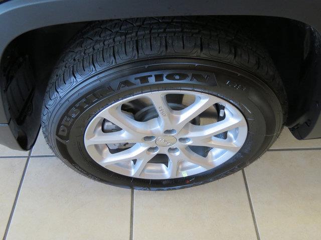 2014 Jeep Liberty 1995 Lincoln Signature