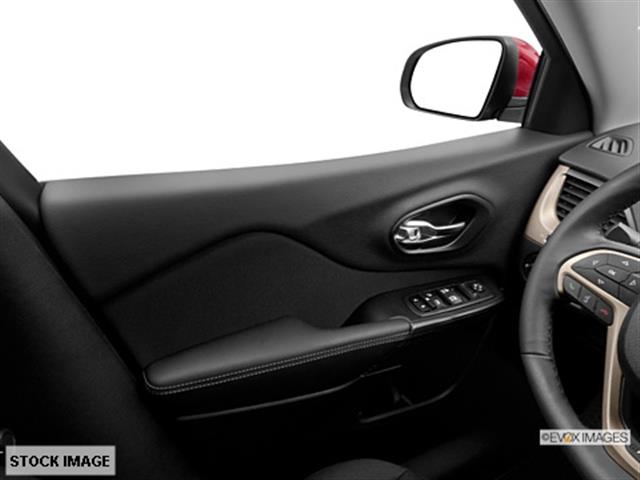 2014 Jeep Liberty 2.4 A SR 5dr Wgn W/sunroof