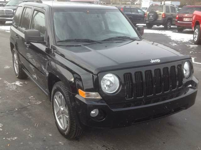 2007 Jeep Patriot Elk Conversion Van