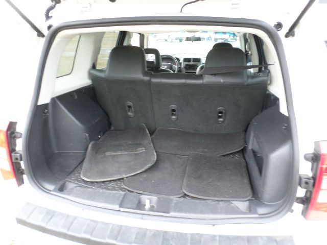 2007 Jeep Patriot Extended Cab V8 LT W/1lt