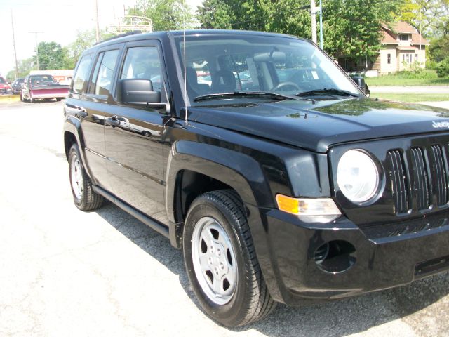 2008 Jeep Patriot Extended Cab V8 LT W/1lt
