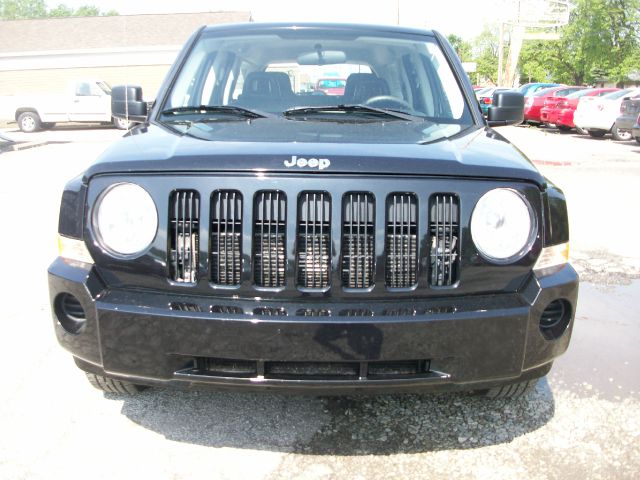 2008 Jeep Patriot Extended Cab V8 LT W/1lt