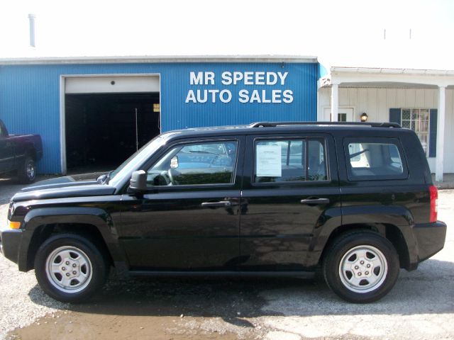 2008 Jeep Patriot Extended Cab V8 LT W/1lt