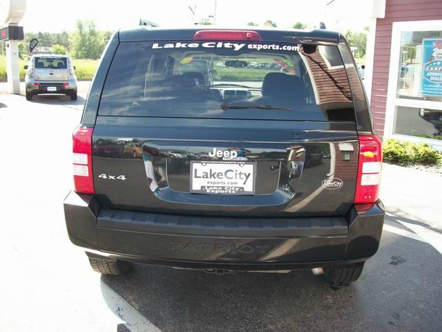 2008 Jeep Patriot Elk Conversion Van