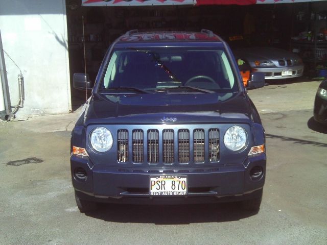2008 Jeep Patriot Extended Cab V8 LT W/1lt