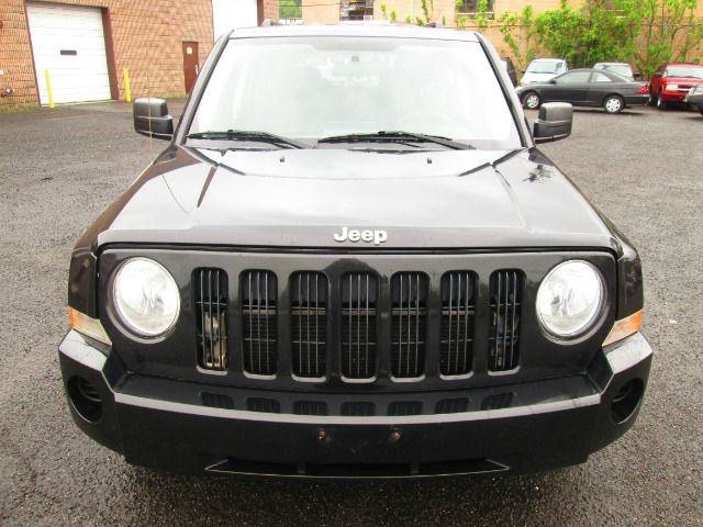 2008 Jeep Patriot Elk Conversion Van