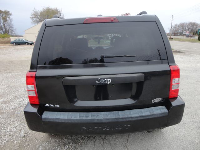 2009 Jeep Patriot Elk Conversion Van