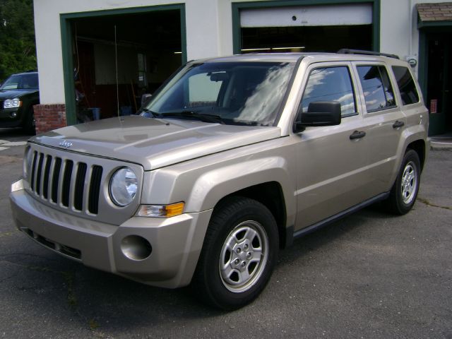 2009 Jeep Patriot Elk Conversion Van