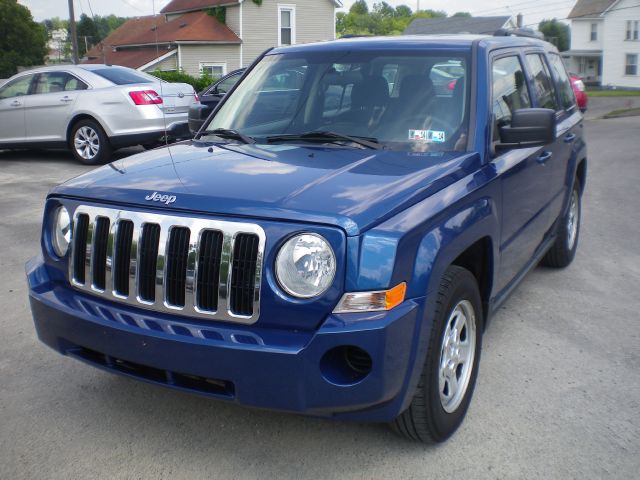 2010 Jeep Patriot Elk Conversion Van