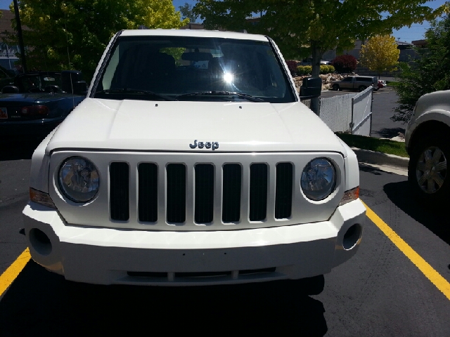 2010 Jeep Patriot Elk Conversion Van