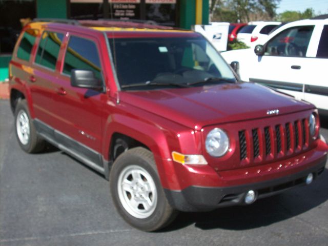 2011 Jeep Patriot Ram 3500 Diesel 2-WD
