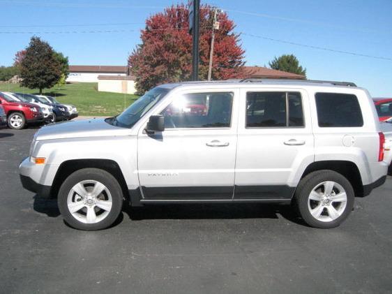 2011 Jeep Patriot Ram 3500 Diesel 2-WD